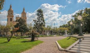25-de-Mayo-plaza
